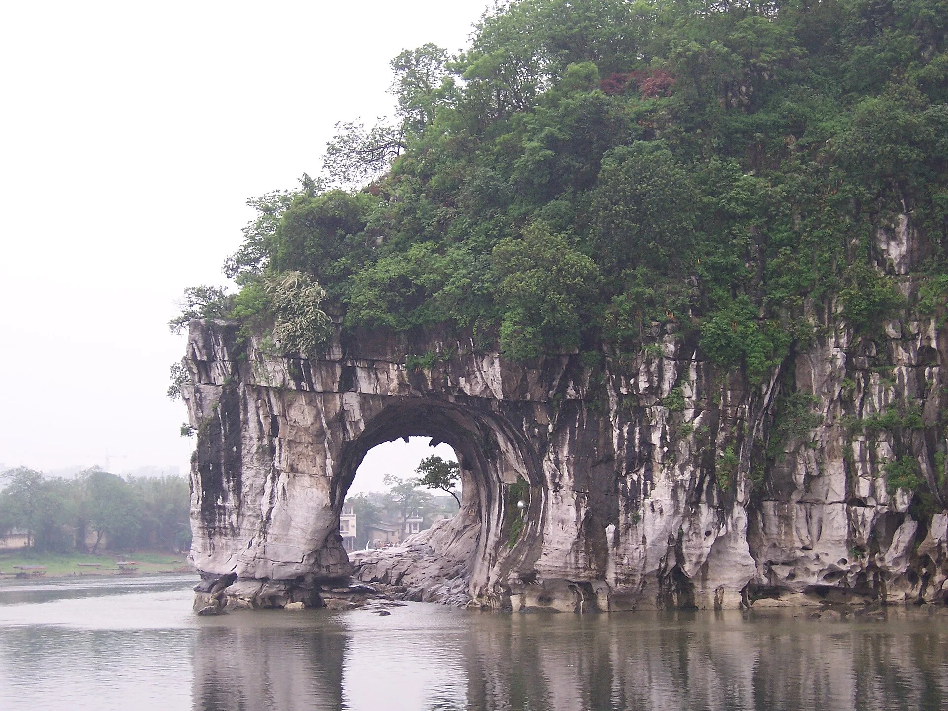Jour 1 : Guilin, ses collines et ses grottes
